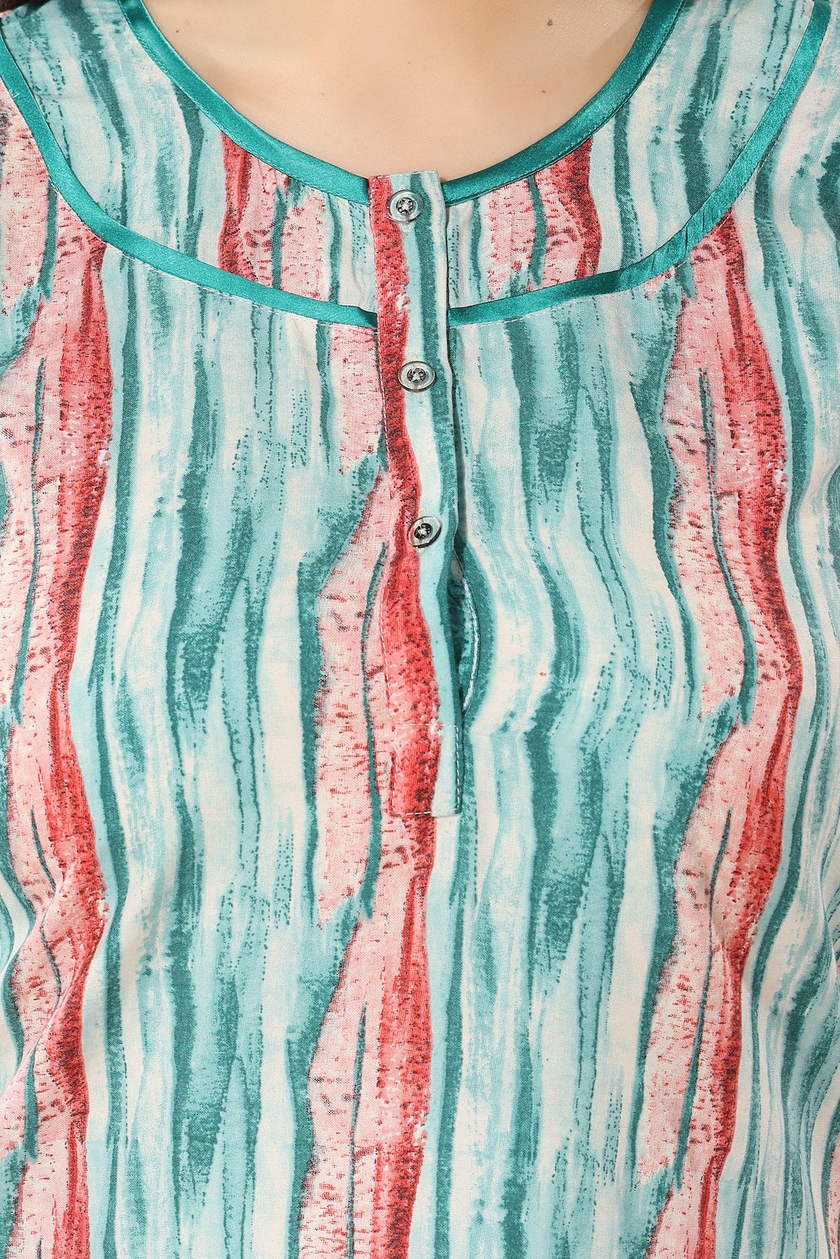 Floral Full Sleeves Night Gown - Green