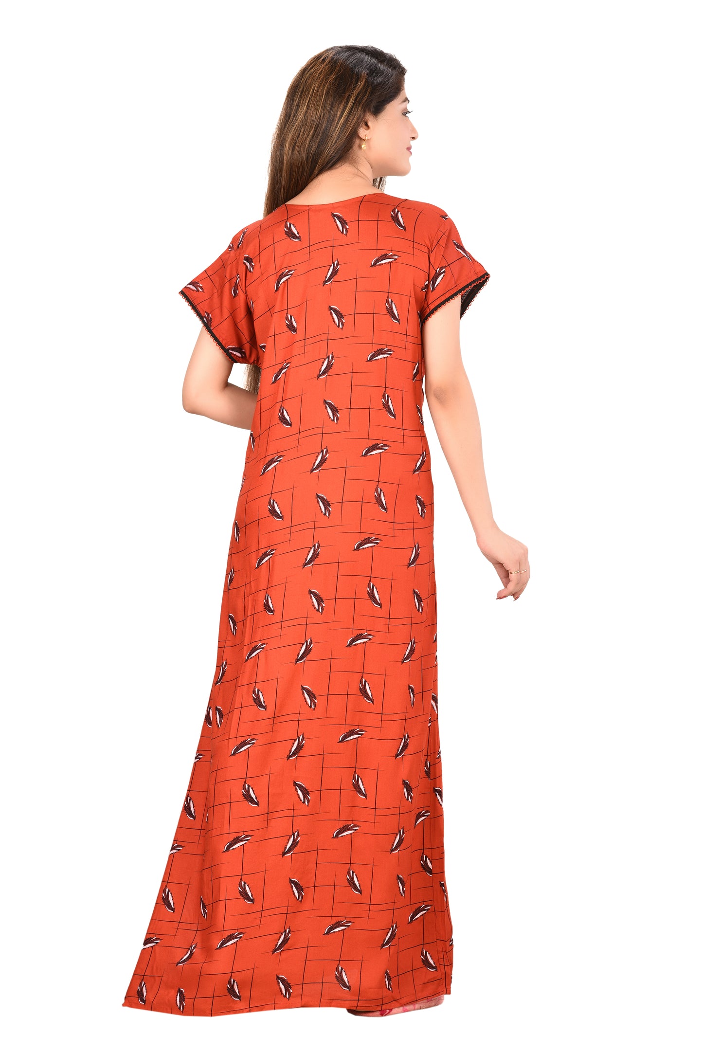 Chic Red Feather Nighty